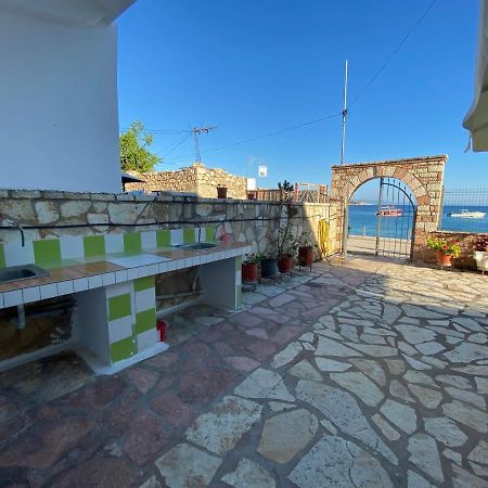 Angelview Apartments Himare Exterior photo