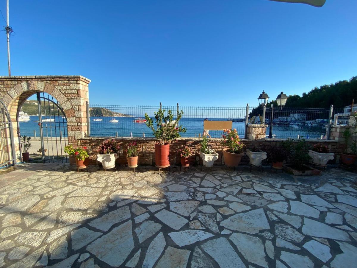 Angelview Apartments Himare Exterior photo